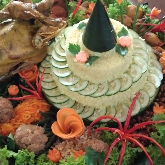 Tumpeng