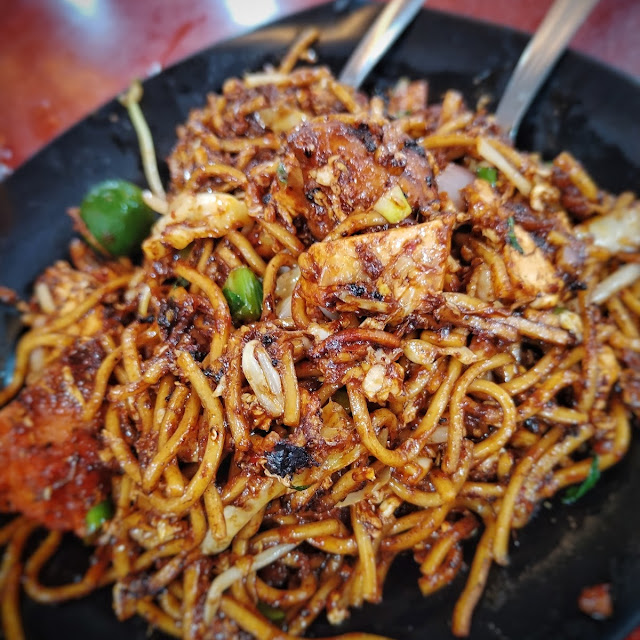 Mee Goreng Ayam