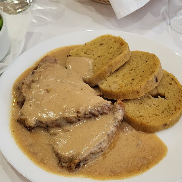 Teleće Šnicle S Umakom