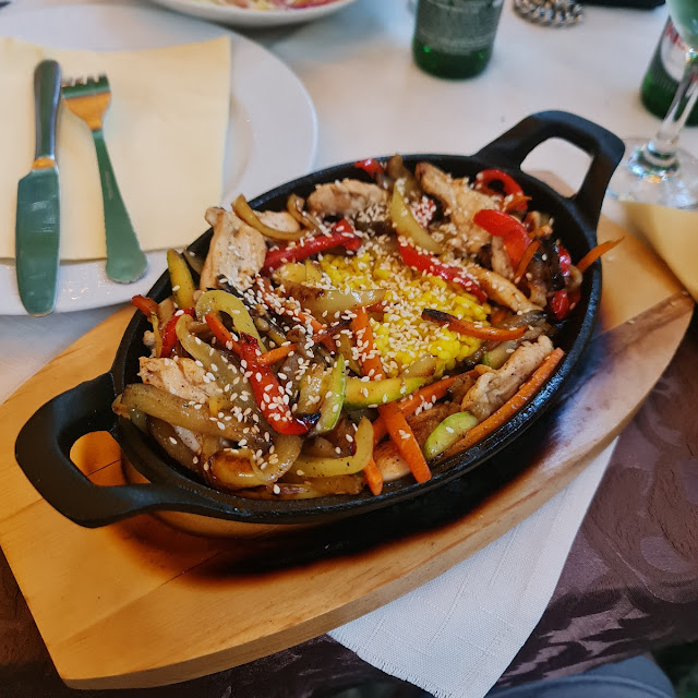 Wok Piletina