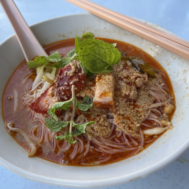 Curry Mee with Cockles