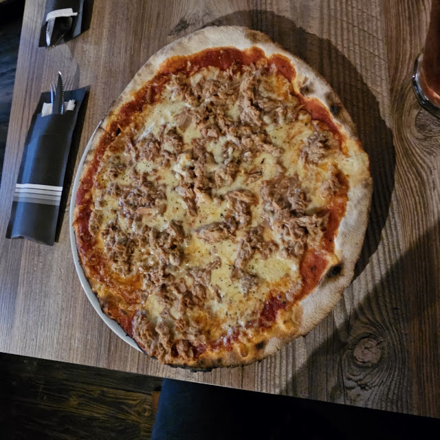 Pizza Tonno