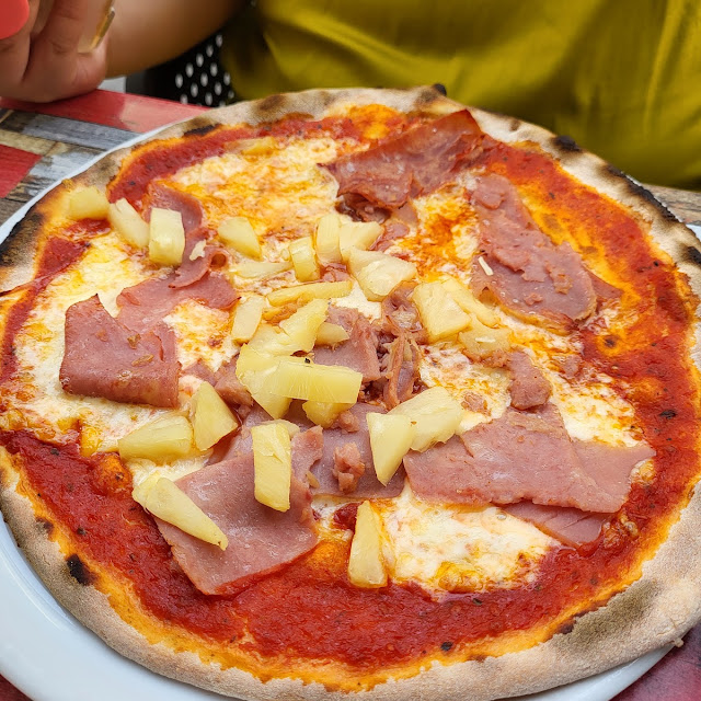 Pizza Hawaii