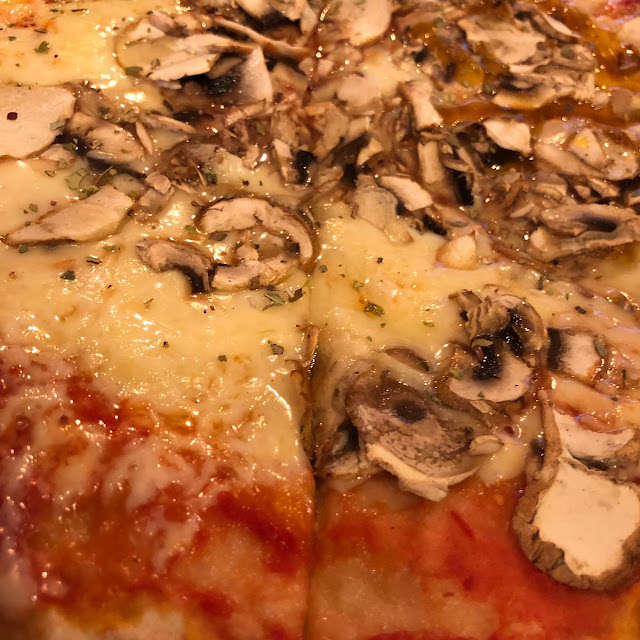 Pizza Funghi