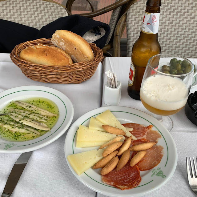 Boquerones En Vinagre
