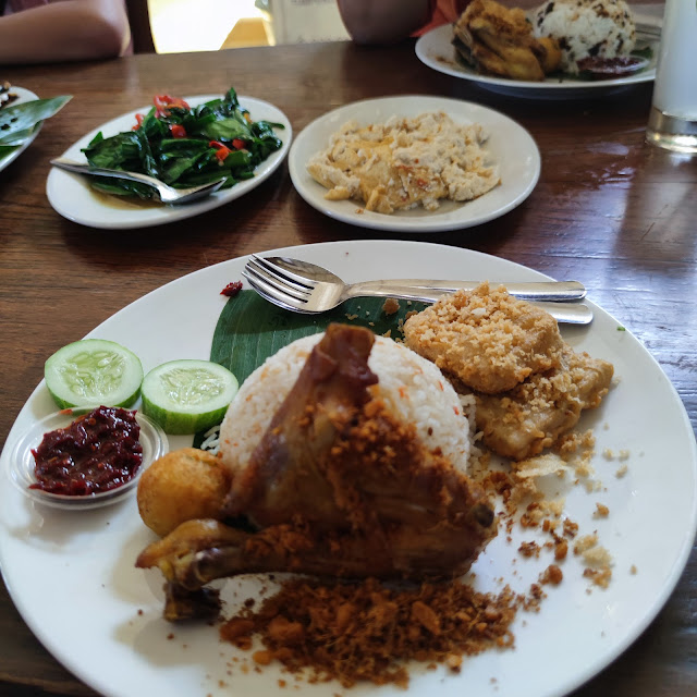 Nasi Tutug Sambal Goang