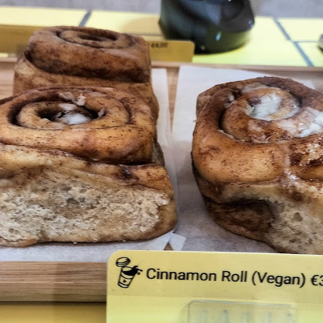 Cinnamon Roll Vegan