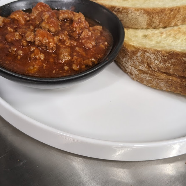 Crostini Con Ragù