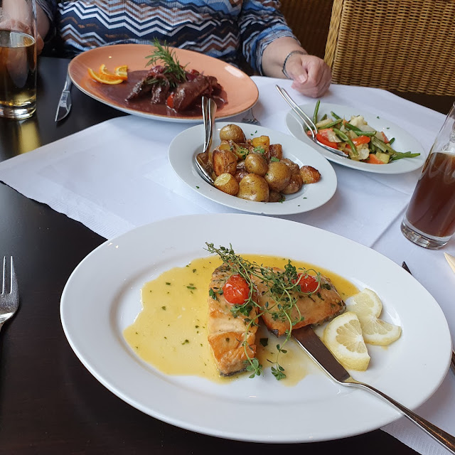 Lachs Gegrillt Und Lammfilet