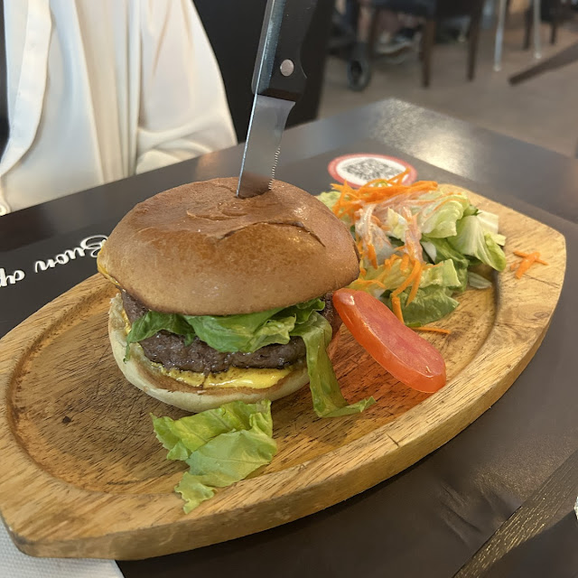 Burger Cheesy