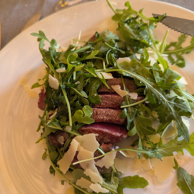 Tagliata Di Manzo Con Rucola E Grana