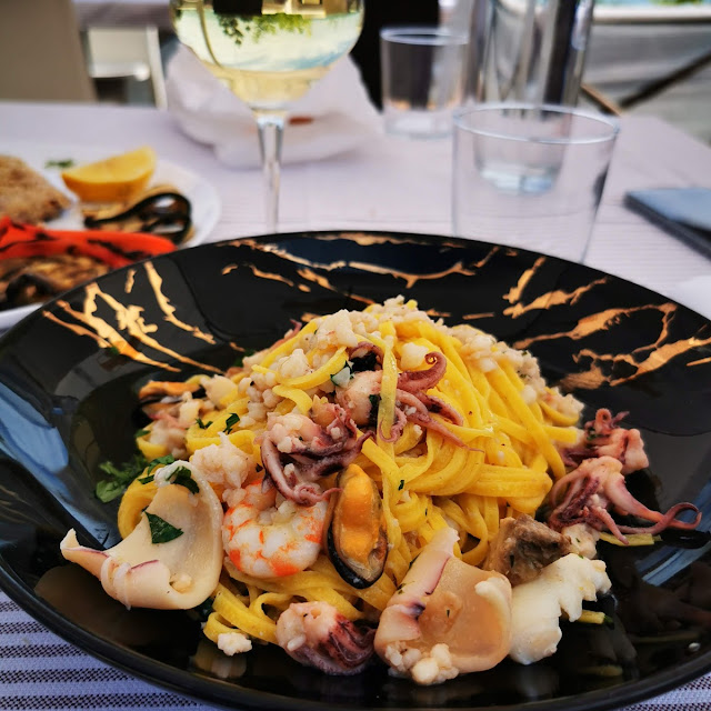 Tagliolini Ai Frutti Di Mare
