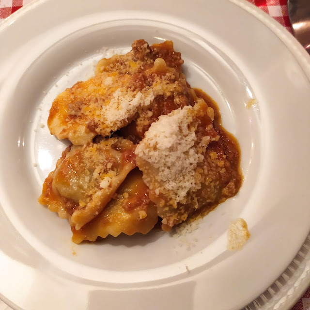Ravioli Con Sugo Di Pesce