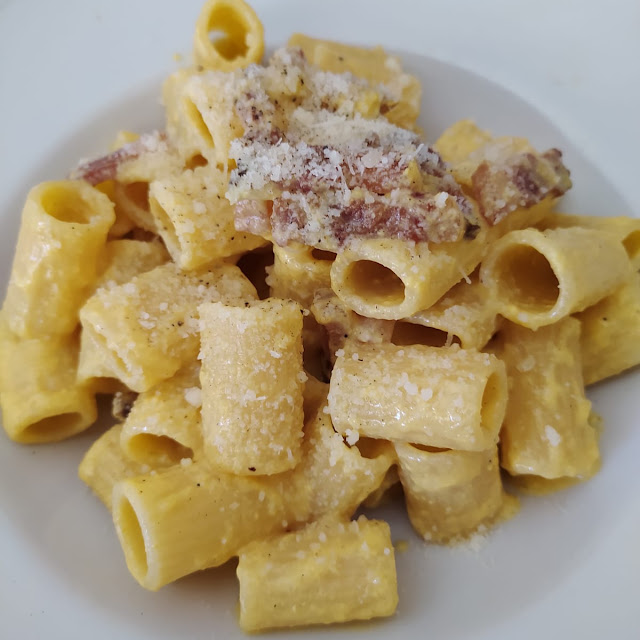Mezze Maniche Alla Carbonara