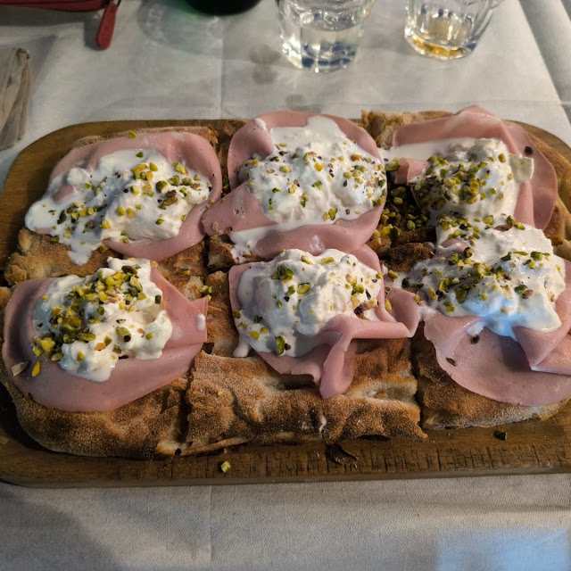 Focaccia Mortadella Burrata E Pistachio