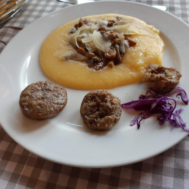 Antipasto Polenta Soppressa E Funghi