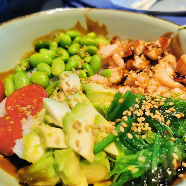 Poke Al Salmone