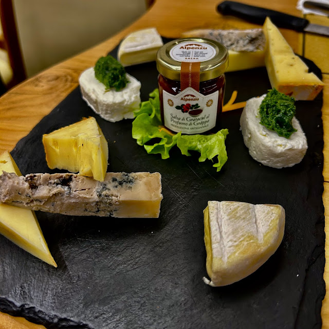 Tagliere Di Formaggi