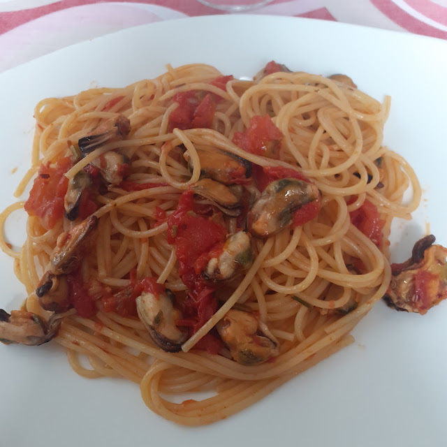 Linguine Cozze E Pomodorini