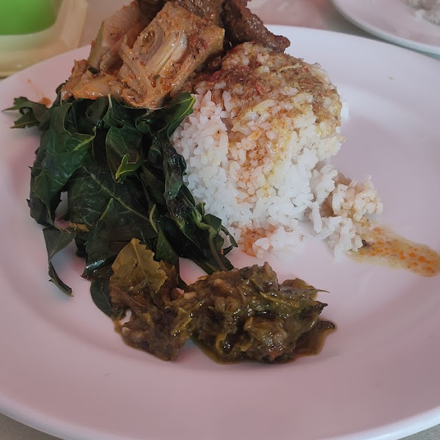 Nasi Padang Rendang