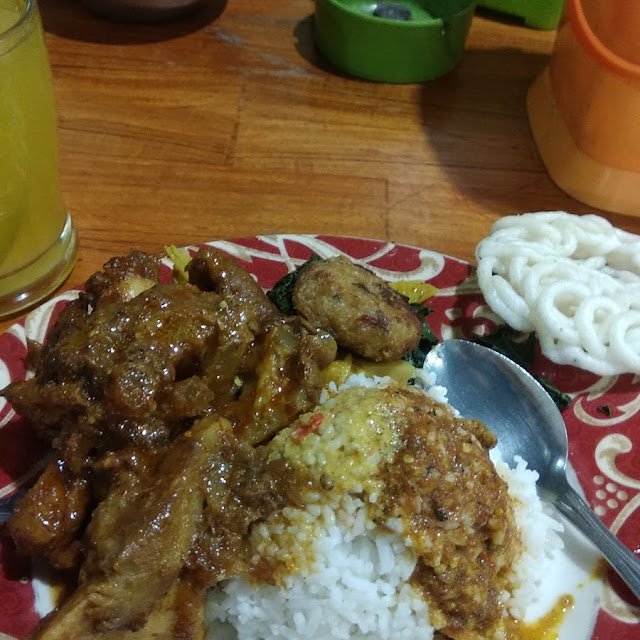 Nasi Kikil N Perkedel