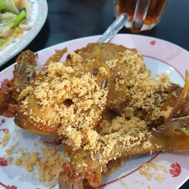 Ayam Goreng Laras Hati Mantap