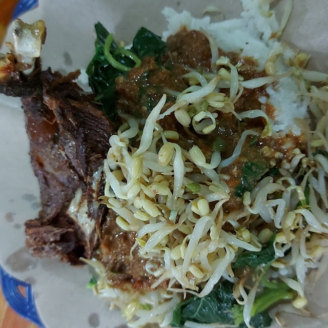 Bebek Nasi Pecel