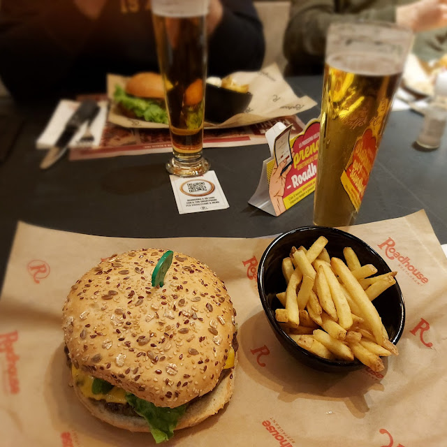 Maxxxi Burger