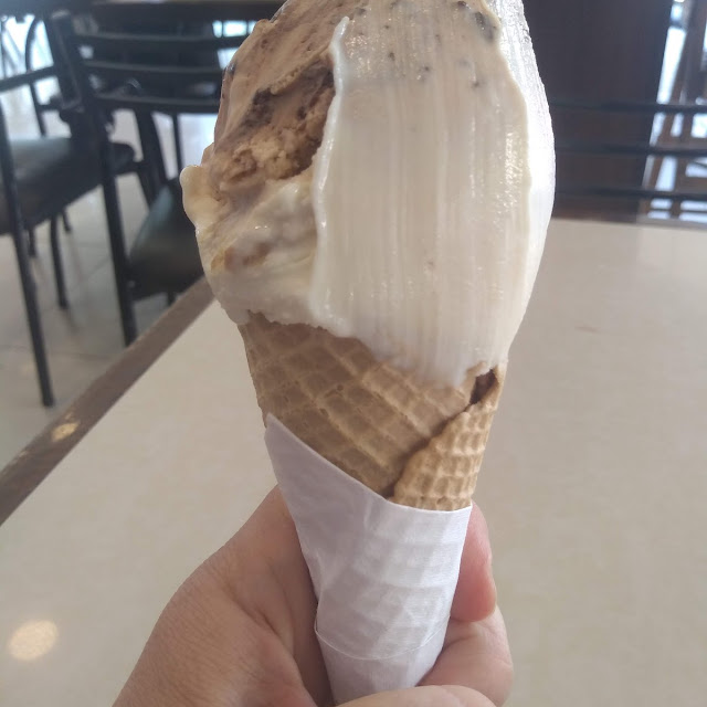 Helado En Barquillo