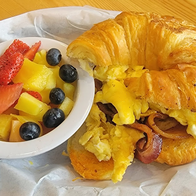 Croissant Sandwich