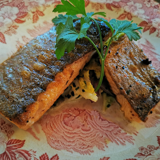 Bachsaiblingsfilet Mit Kartoffelsalat