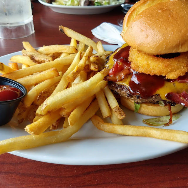 Ruby's Classic Burger