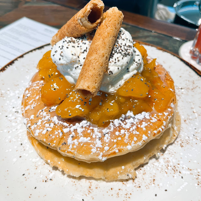 Mango Hotcakes