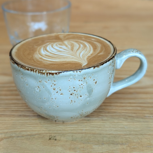 Latte & Flat White