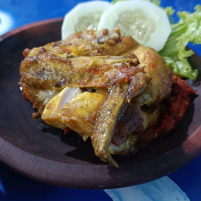 Ayam Penyet
