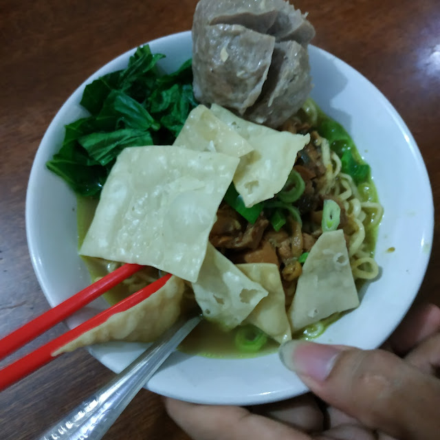 Mie Ayam Bakso Urat