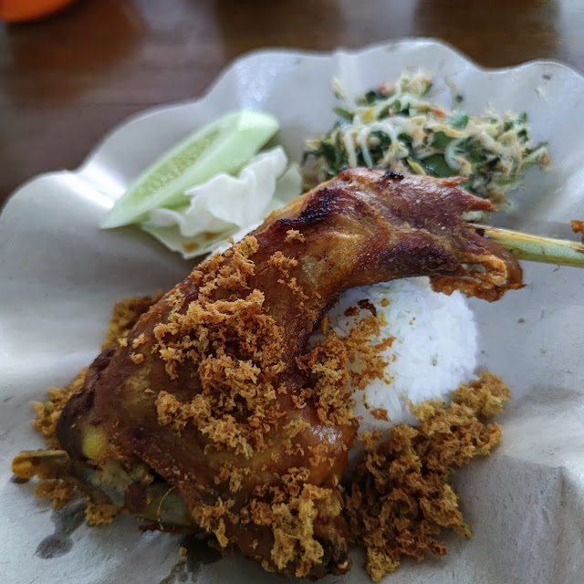 Ayam Kampung Goreng Kremes