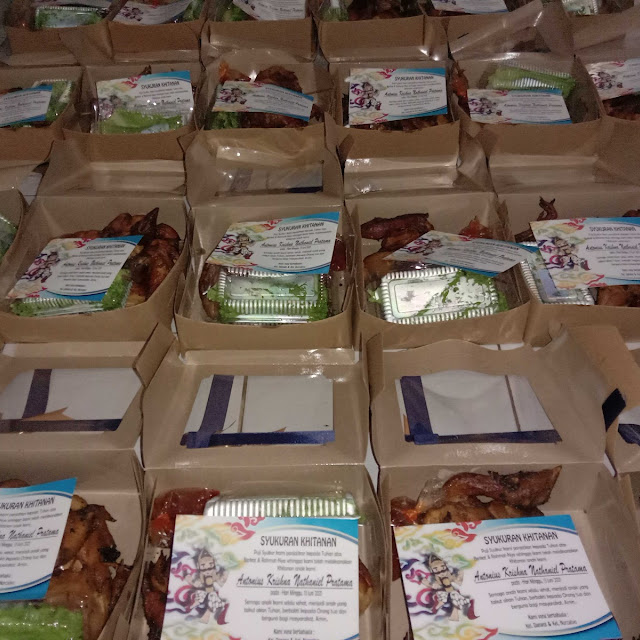 Paket Hampers Ayam Bacem Utuh