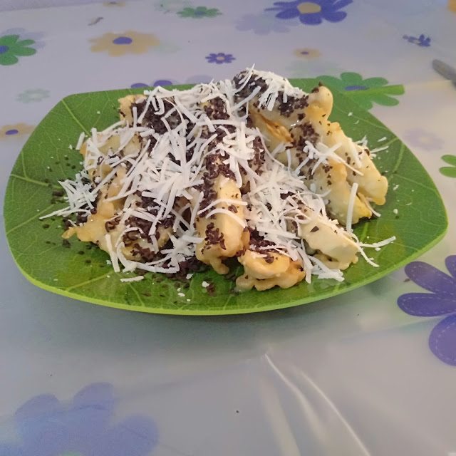 Pisang Crispy Coklat Strawberry