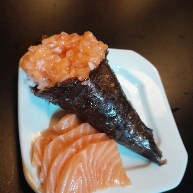 Salmon Sashimi