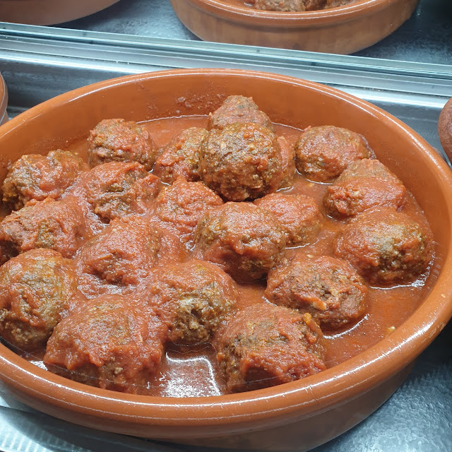 Stewed Meatballs