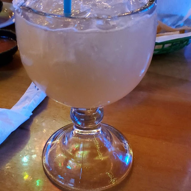 Jumbo House Margarita on the Rocks with Salt