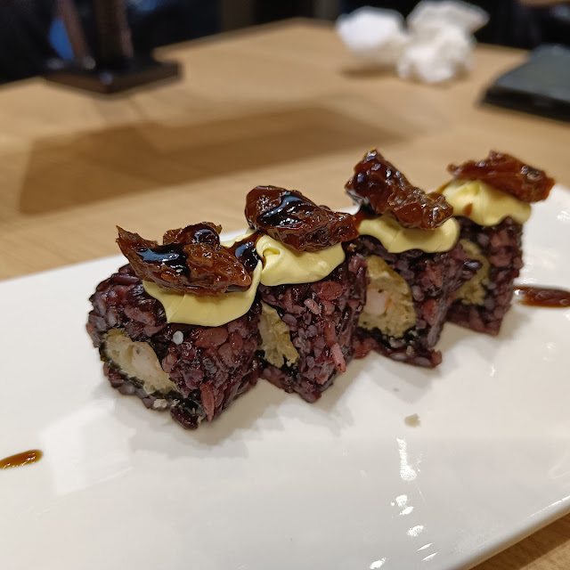 Black Ebiten Roll