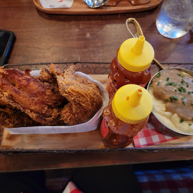 Fried Chicken and Mash Potatoes