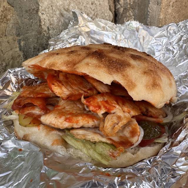 Grilled Chicken Sandwich with Vegetables
