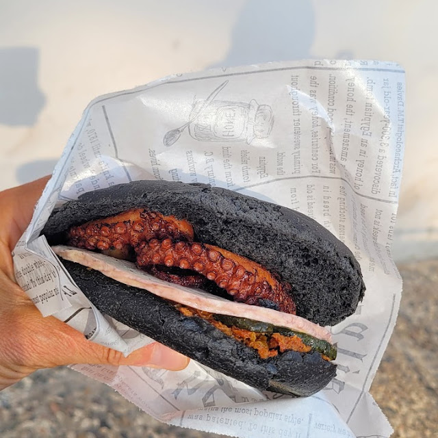 Burger Au Poulpe Grillé