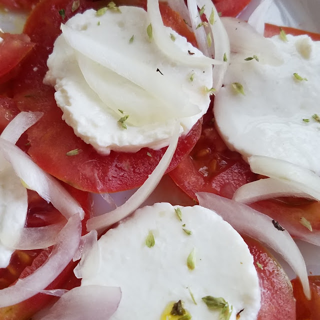 Tomato Salad Whit Fresh Cheese