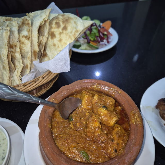 Chicken Borless Handi