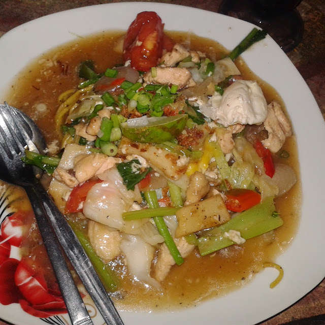 Kue Tiaw Ladna