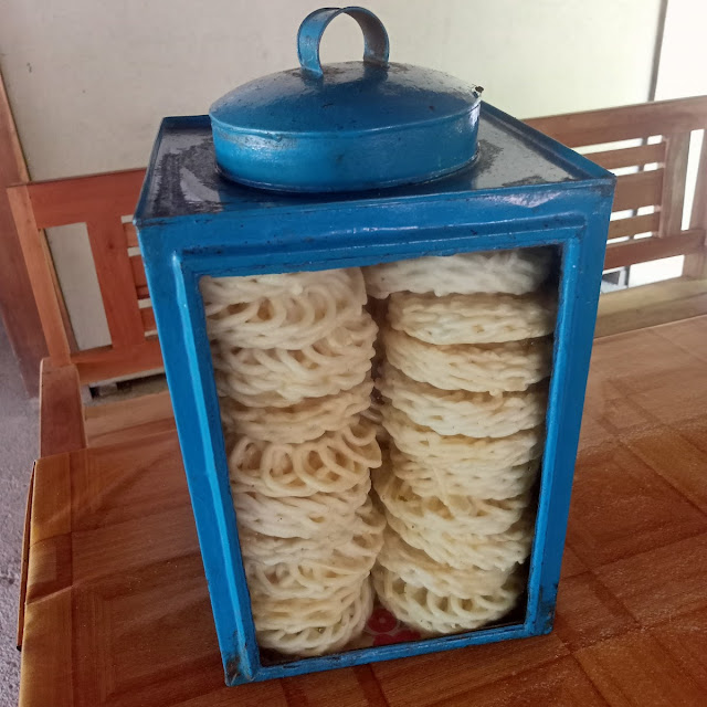 Tapioca Crackers
